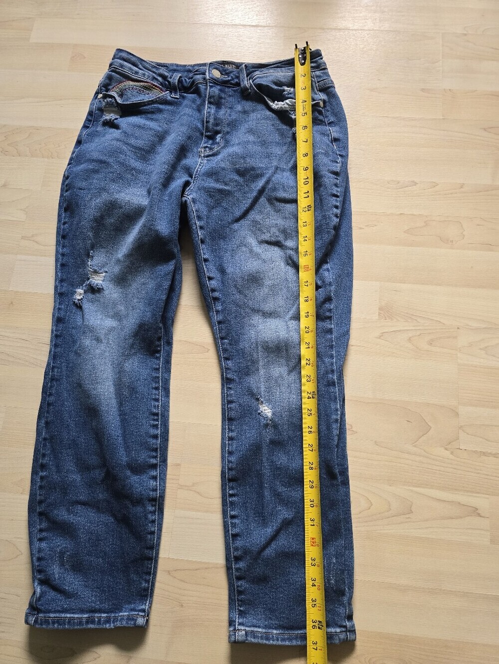 Judy Blue Embroidered Rainbow Pocket Straight Fit Jeans Size 14W - Picture 6 of 13